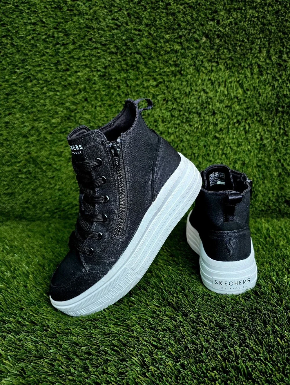 SKECHERS Hyper Lift Fashion